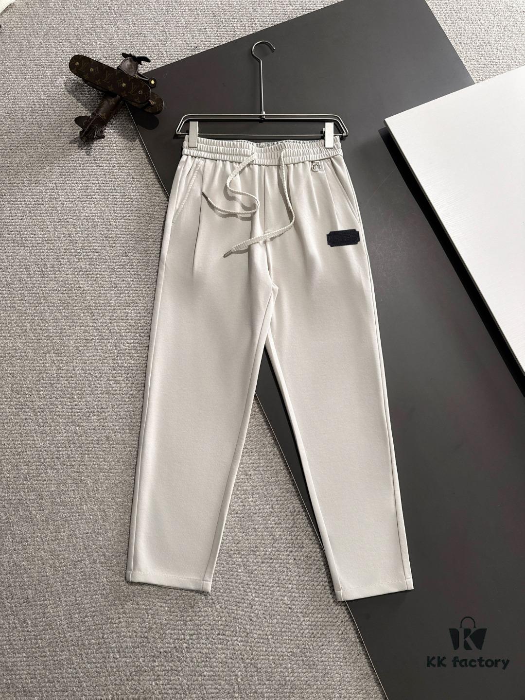 DIOR 2025 Spring/Summer New Arrival Elastic Waist Casual Pants, Lightweight Custom Counter Fabric, Highly Breathable and Comfortable, Exquisite Details, Brand-Inspired Design Concept, Premium Quality, Soft and Smooth Texture, Excellent Fit with Relaxed Tailoring