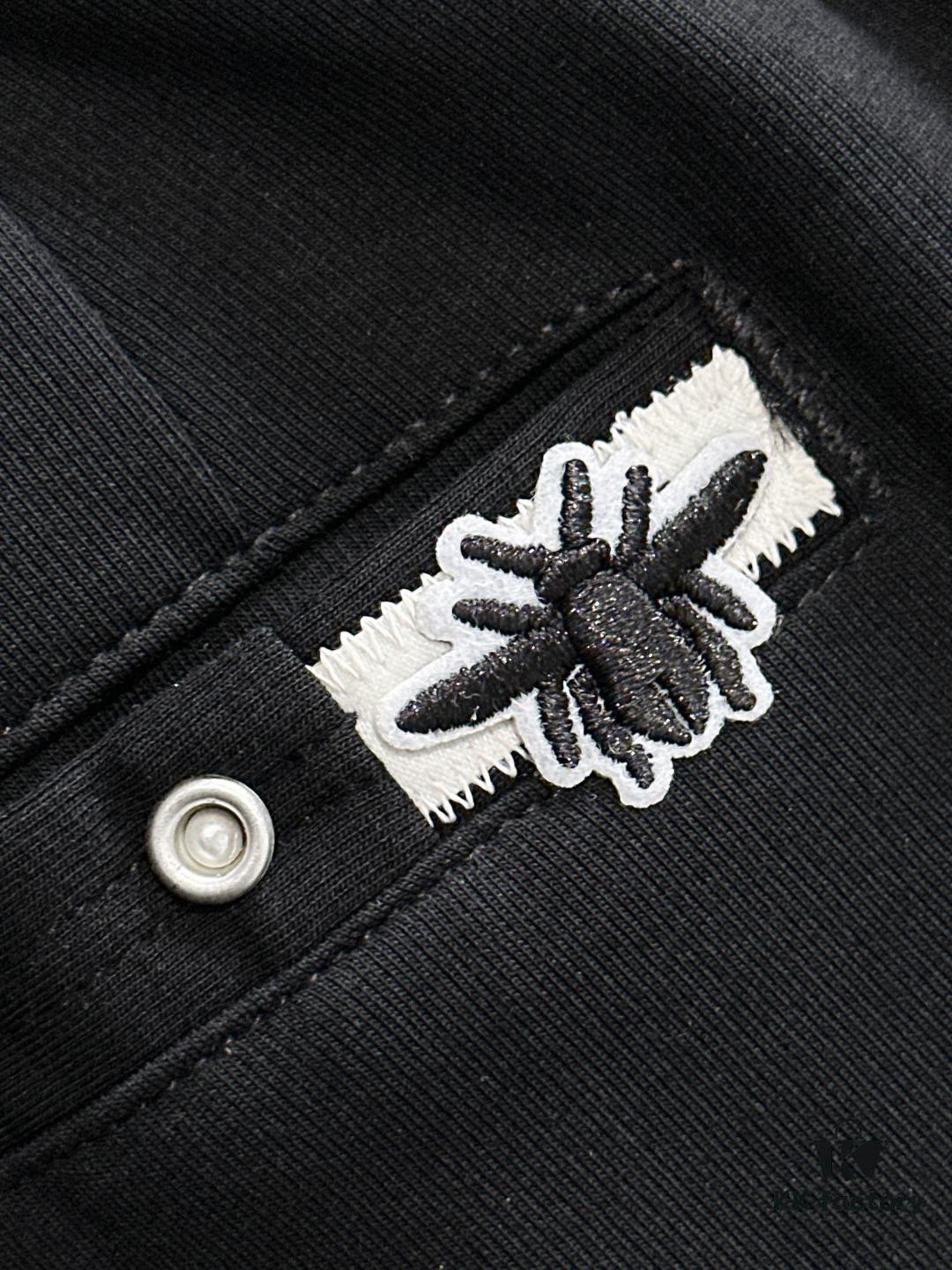 DIOR 2025 Spring/Summer New Arrival Elastic Waist Casual Pants, Lightweight Custom Counter Fabric, Highly Breathable and Comfortable, Exquisitely Designed with Brand Elements for Premium Quality, Soft and Smooth Touch, Stylish Relaxed Cut with Excellent Fit