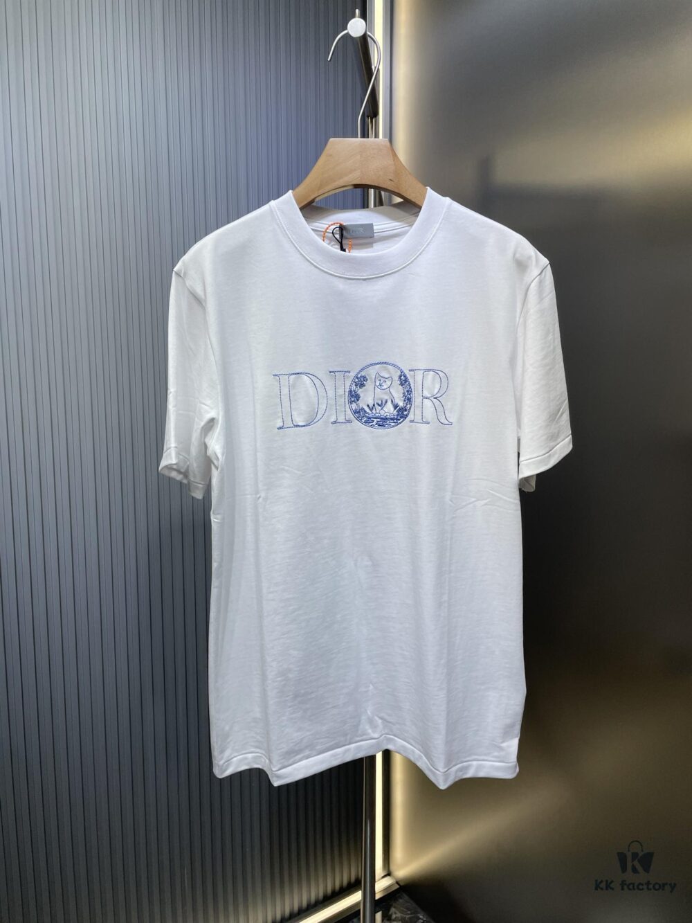 DIOR Letter Embroidered Badge Logo Short Sleeve T-Shirt
