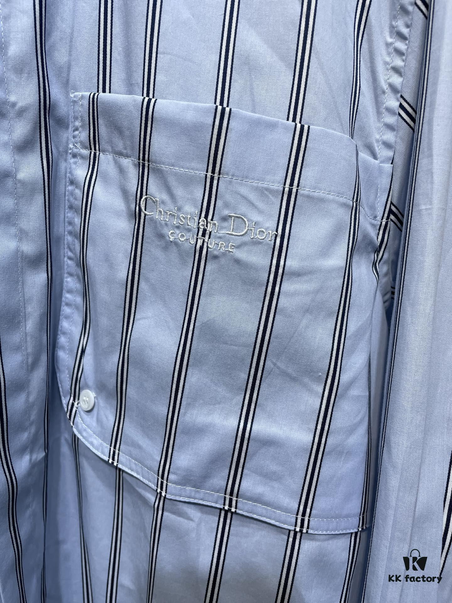 DR🔥Dior Men's Collection Fashion Show Debut, Stylishly Tailored Blue Striped Cotton Workwear-Inspired Oversized Jacket with Christian Couture Embroidery, Unisex Design