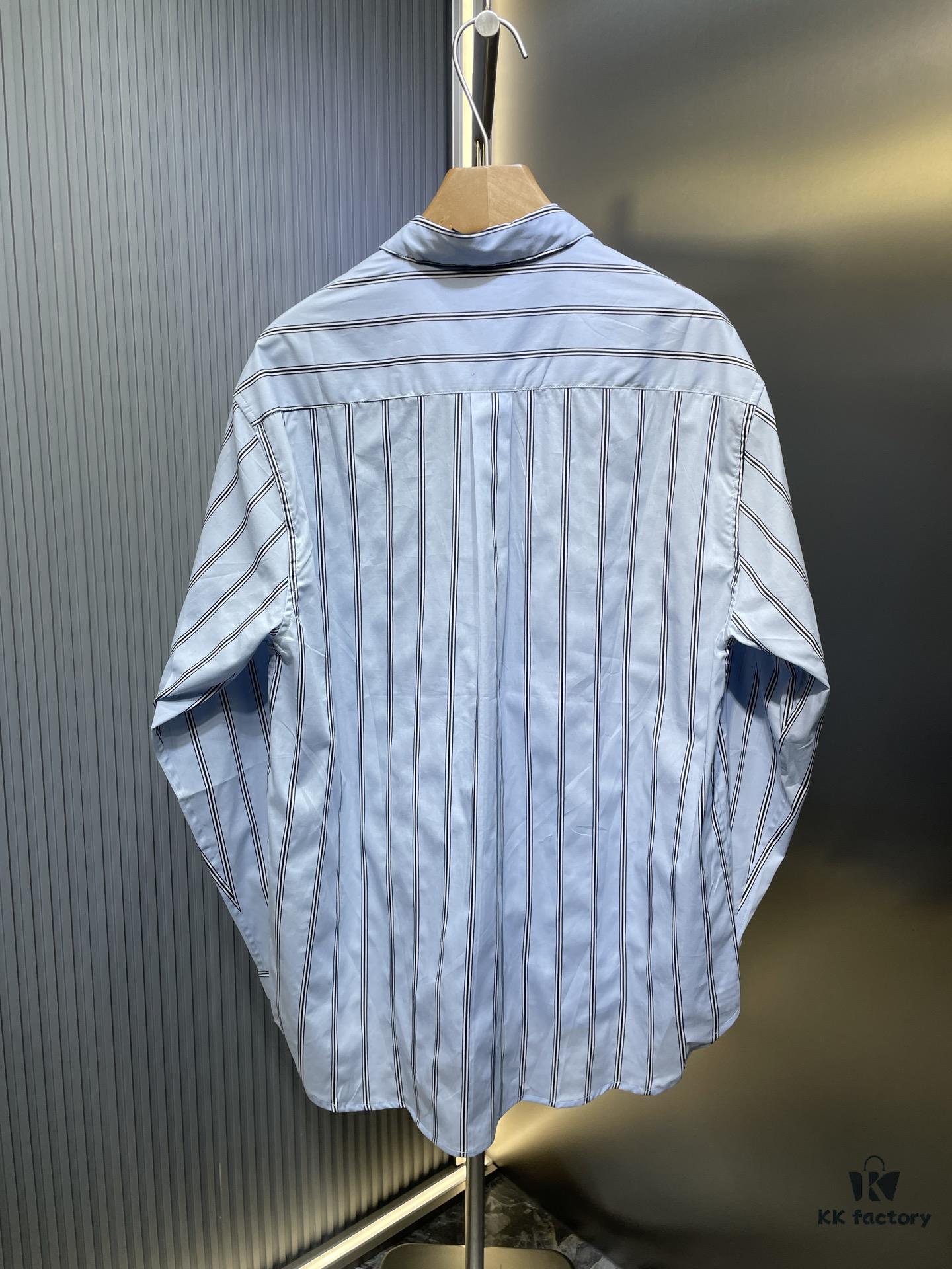 DR🔥Dior Men's Collection Fashion Show Debut, Stylishly Tailored Blue Striped Cotton Workwear-Inspired Oversized Jacket with Christian Couture Embroidery, Unisex Design