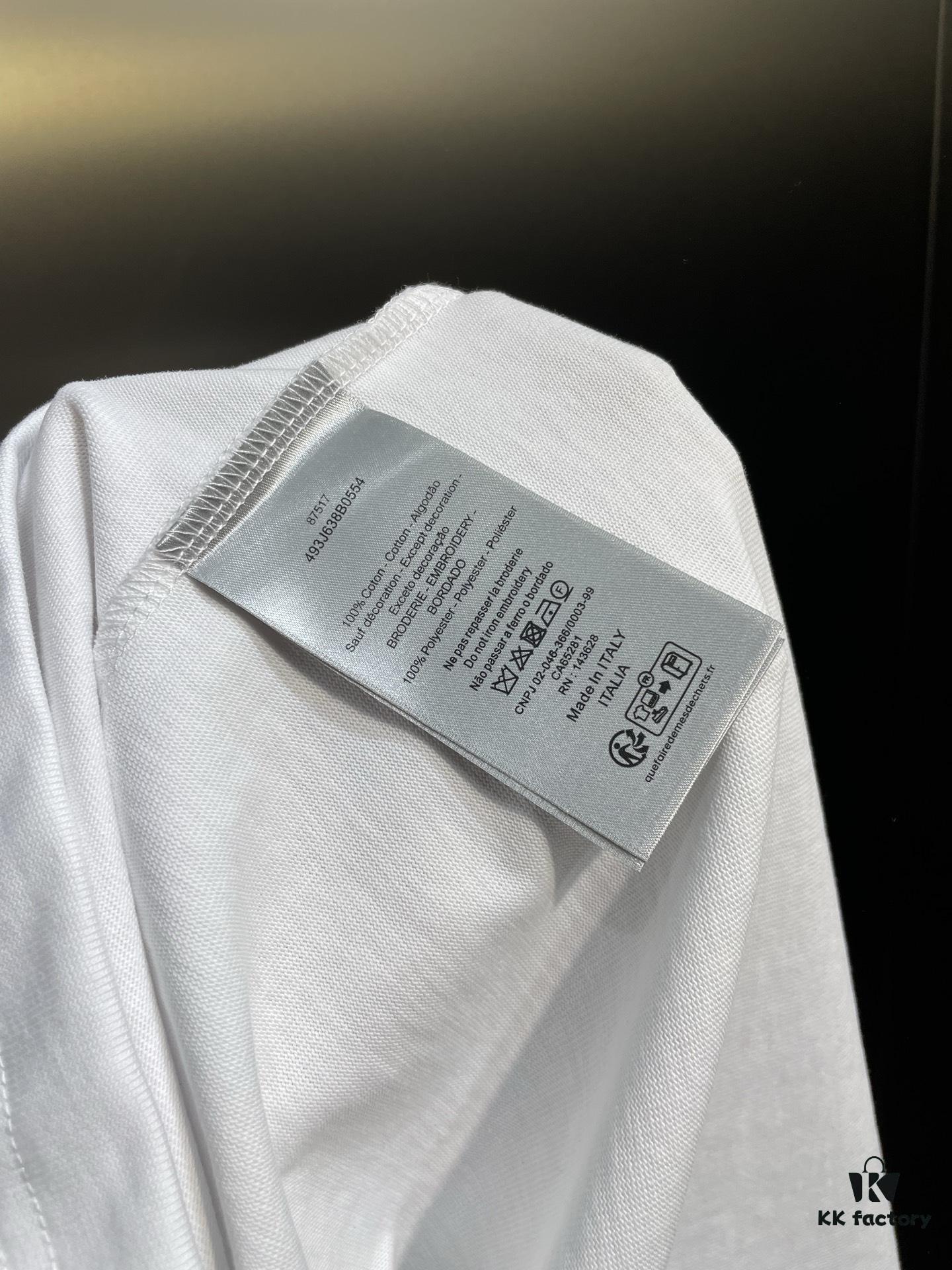 Dior Charm Logo Patch Short-Sleeve T-Shirt