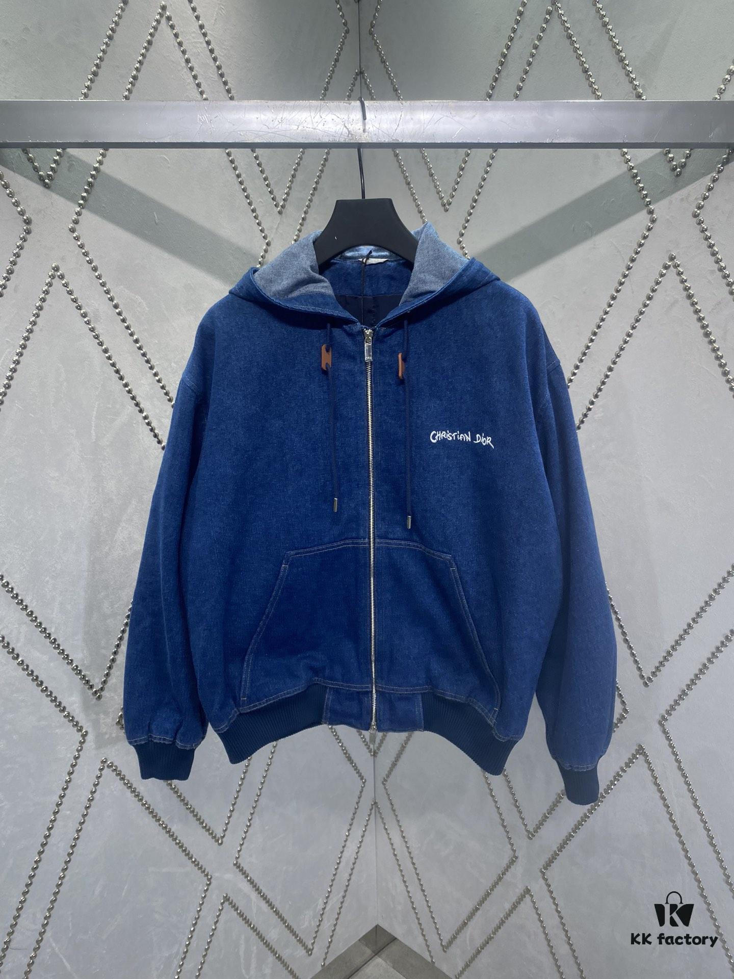 Dior 24SS New Arrival Hooded Jacket with Christian Dior Tag Embroidery, Fashionably Reinterpreting the Iconic Dior Logo