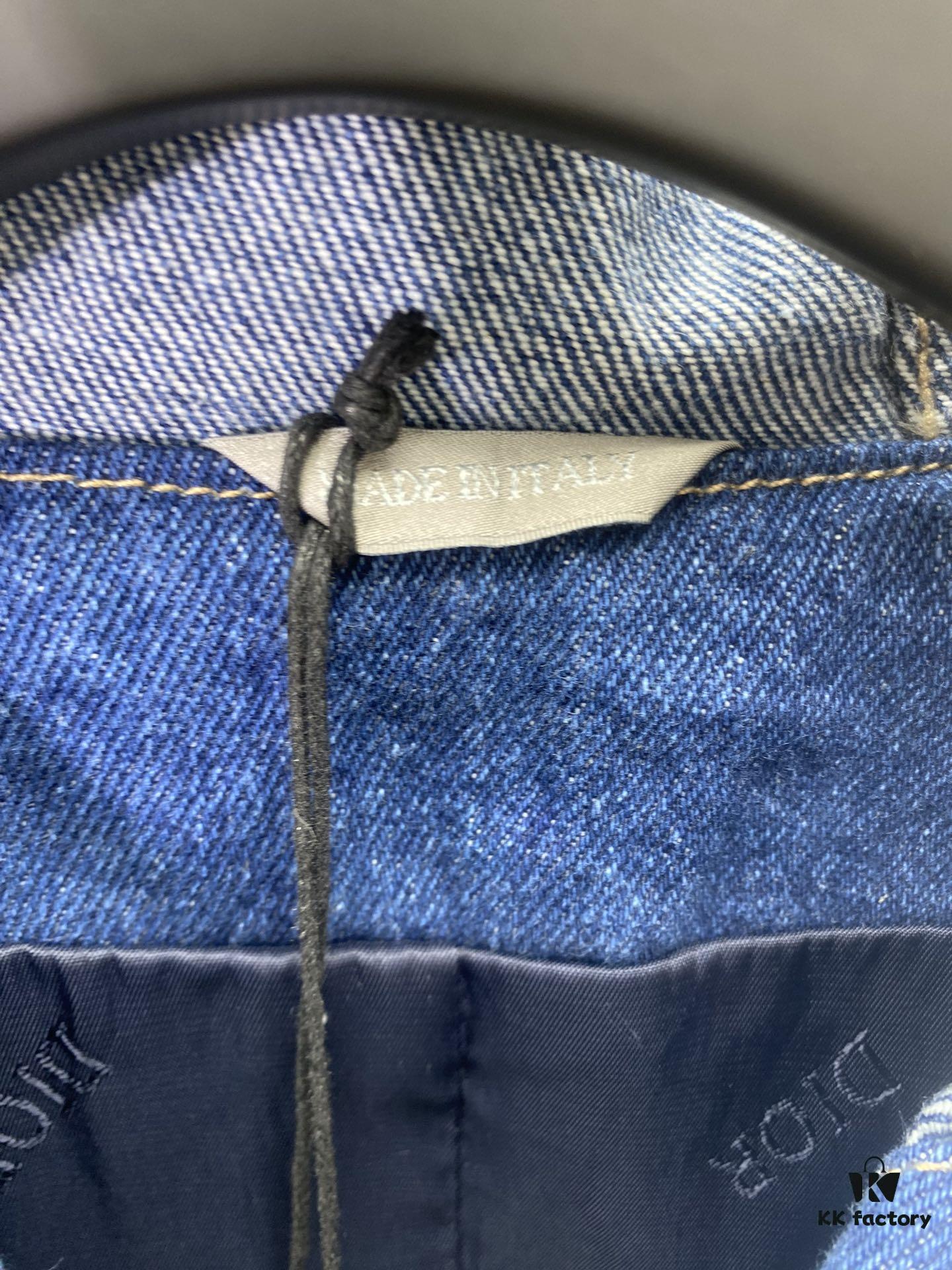 Dior 24SS New Arrival Hooded Jacket with Christian Dior Tag Embroidery, Fashionably Reinterpreting the Iconic Dior Logo