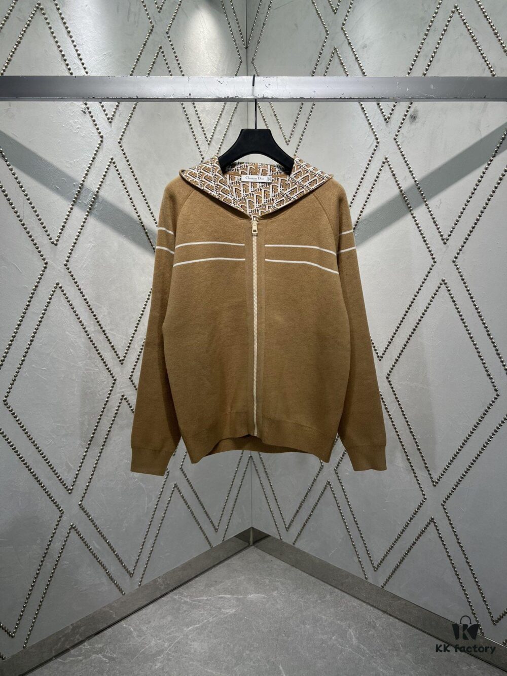 Dior 25SS Classic Best-Selling Reversible Cashmere Hooded Cardigan with Vintage Flower Pattern, High-End Version, Unisex