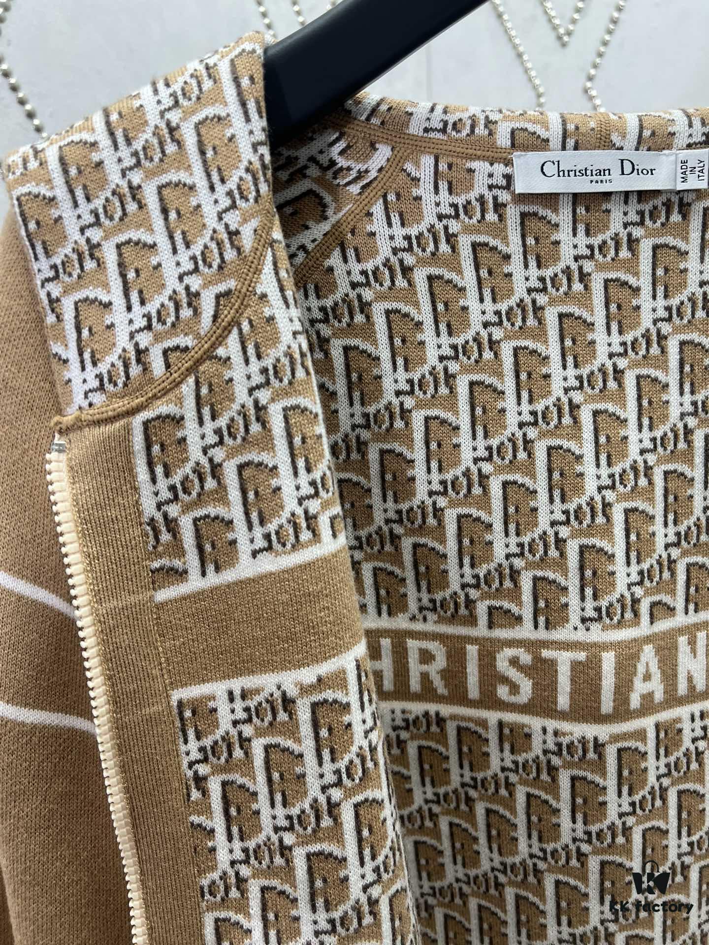 Dior 25SS Classic Best-Selling Reversible Cashmere Hooded Cardigan with Vintage Flower Pattern, High-End Version, Unisex