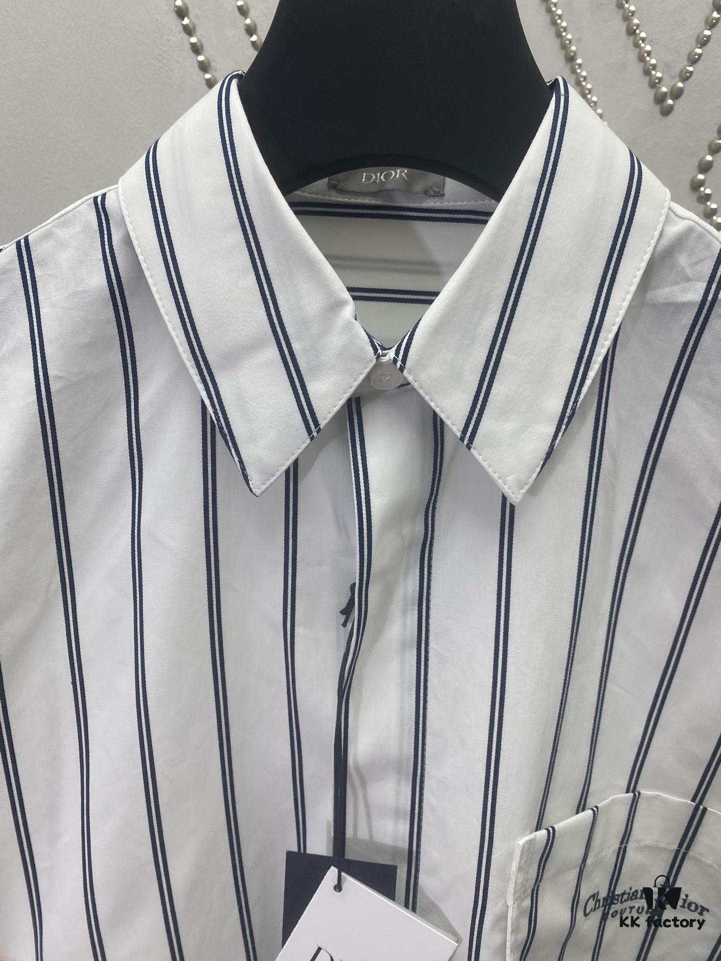 Dior 24SS New Arrival Shirt Featured in Dior's Winter 2024 Men's Collection Show, Fashionably Tailored to Highlight Workwear Aesthetics, Crafted from Blue Striped Cotton Fabric with a Christian Dior Couture Embroidered Chest Pocket, Oversized Fit for a Casual Style