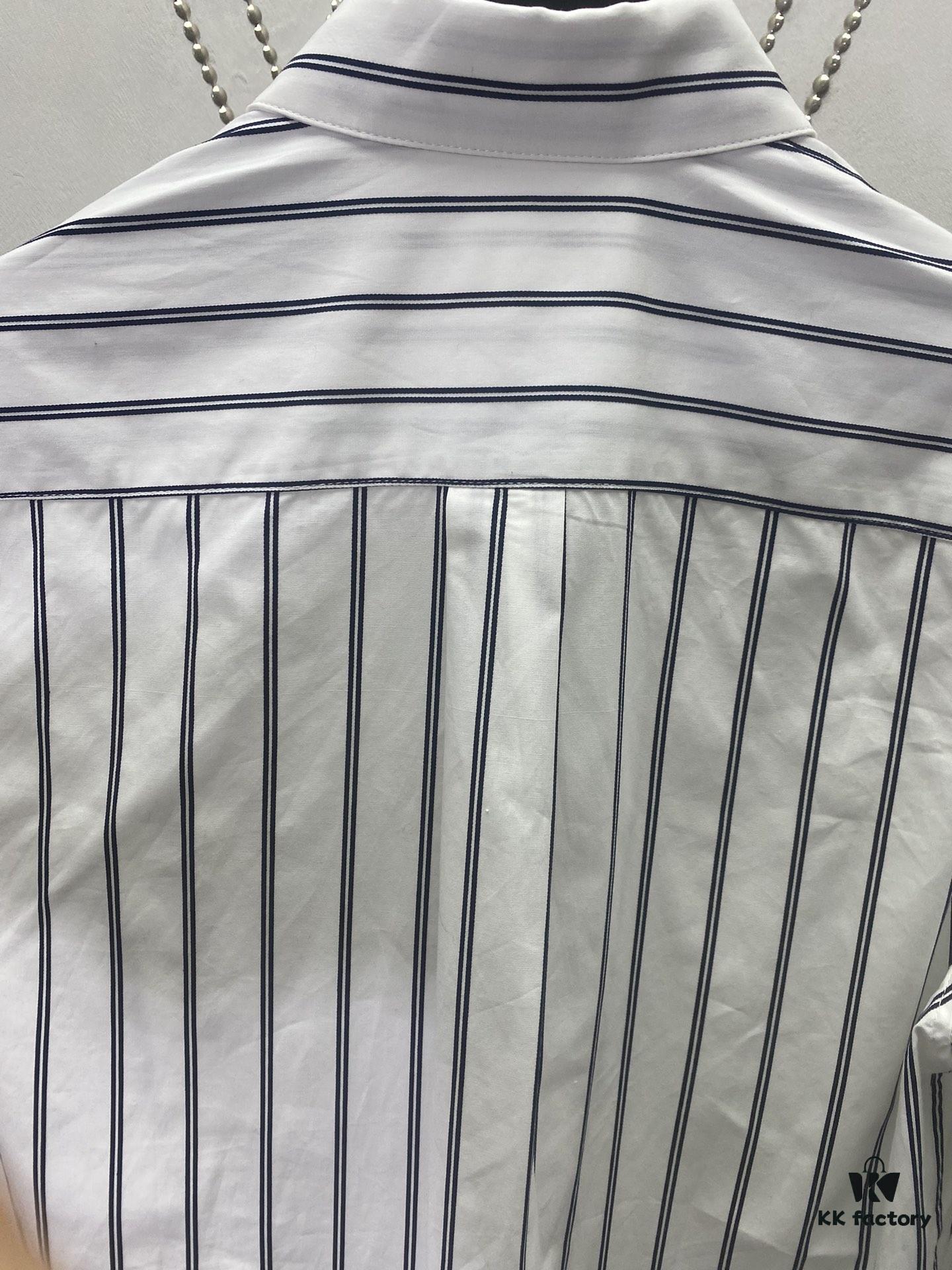 Dior 24SS New Arrival Shirt Featured in Dior's Winter 2024 Men's Collection Show, Fashionably Tailored to Highlight Workwear Aesthetics, Crafted from Blue Striped Cotton Fabric with a Christian Dior Couture Embroidered Chest Pocket, Oversized Fit for a Casual Style