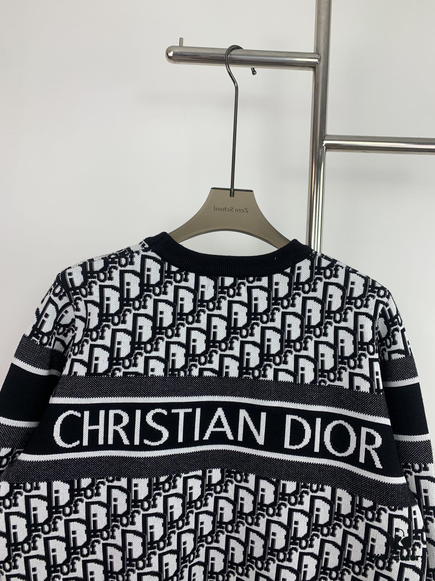 New Dior Knit Pullover Sweater with DIOR Logo Stripe Print in Contrasting Colors, Minimalist Runway Design Featuring Wool Blend and Elegant Black-and-White Aesthetic