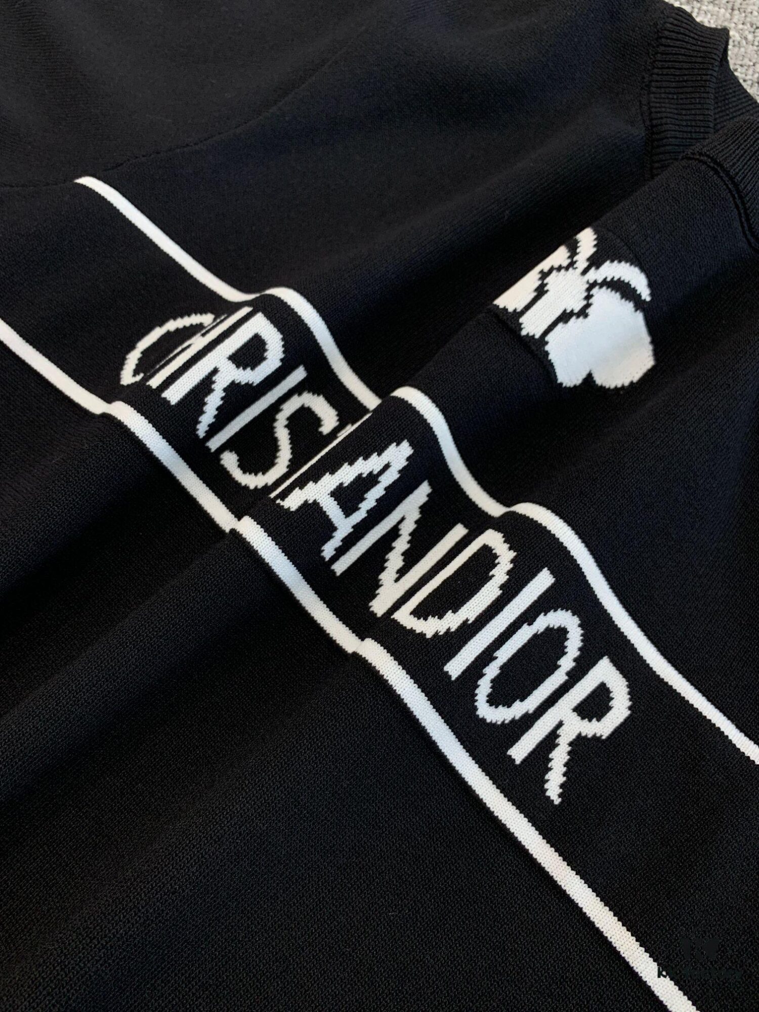 New Dior 24SS Unisex Knitwear with Butterfly Jacquard, Ribbed Polo Collar, Slim Fit, Lightweight and Stretchy