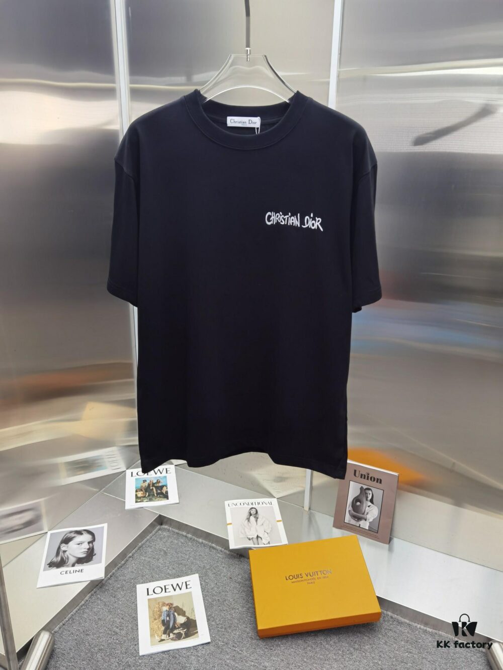 Dior D'OR (Embroidered Top-Tier Version, Different from Standard Stock) Short Sleeve T-Shirt