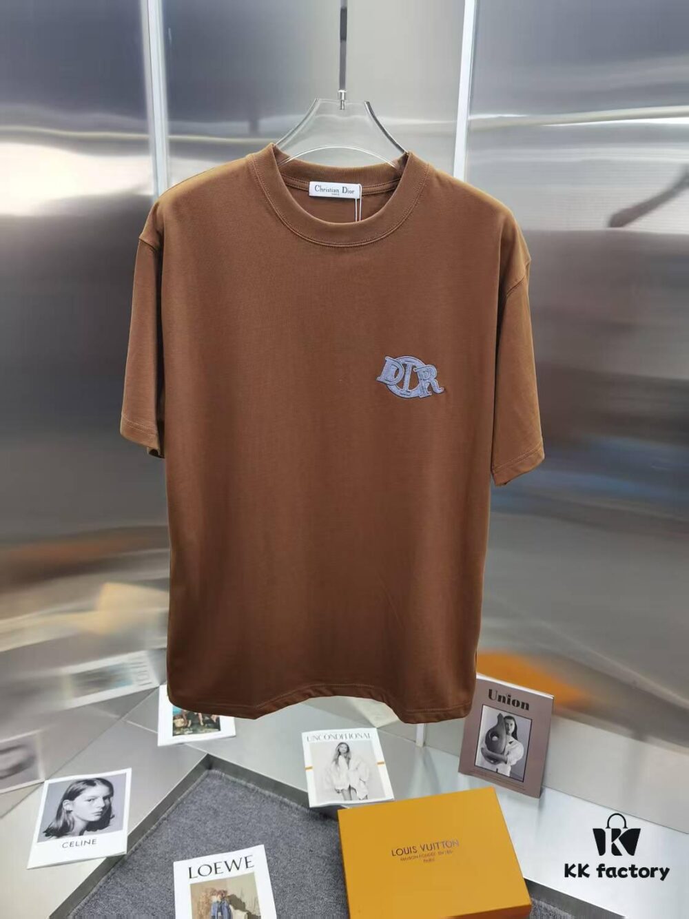 Dior D'Or (Embroidered Premium Version, Different from Standard Stock) Short Sleeve T-Shirt