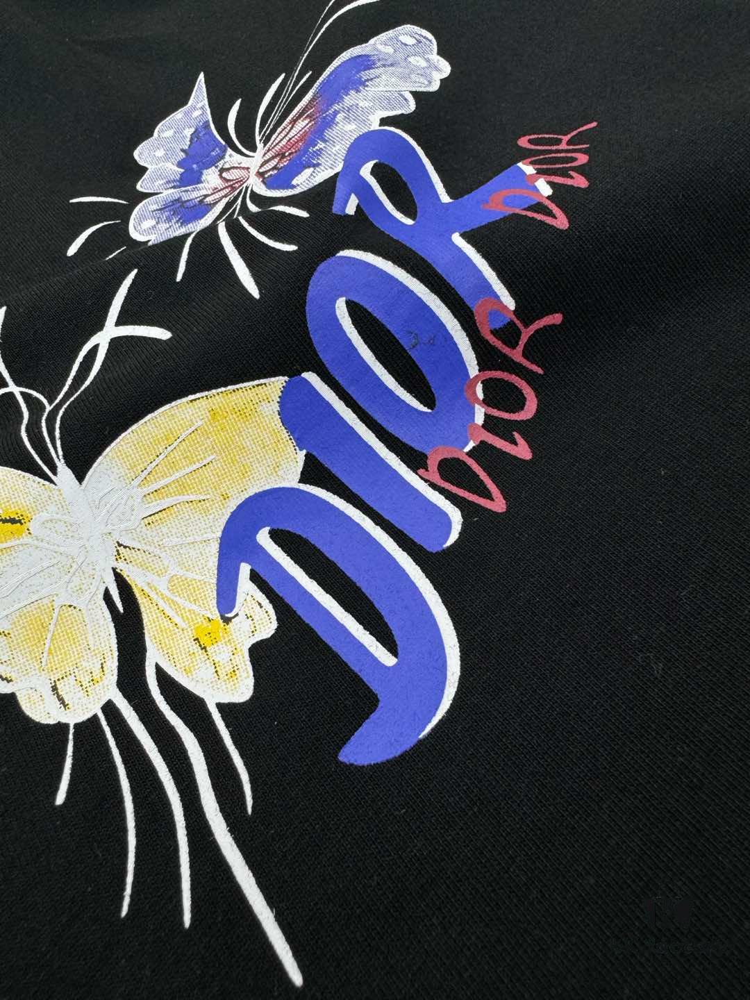 DIO*R DIOR 25s New Couple Round Neck T-Shirt with Fresh Butterfly Effect Print, 260g 100% Premium Cotton, Soft and Elastic Fabric, Crisp and Vivid Design, Comfortable, Breathable, Ideal for Daily Wear or Layering