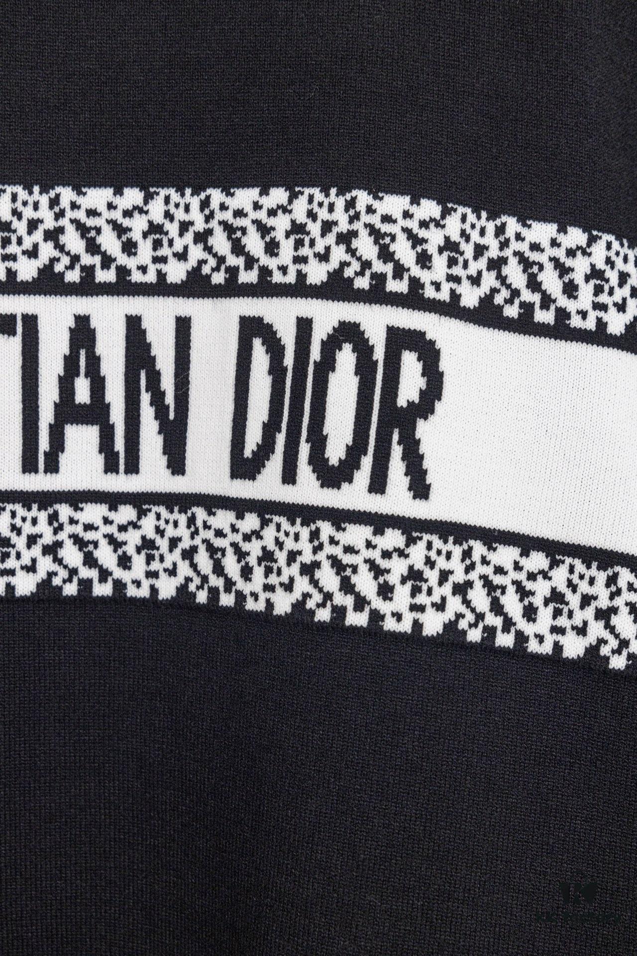 Dior DIOR New 2024 Jacquard Knit Long Sleeve Sweater Unisex, Classic Elastic Slim-Fit Short Sleeve T-Shirt, Exquisitely Crafted, Smooth and Breathable Fabric, High-End Soft Touch, Lightweight and Comfortable