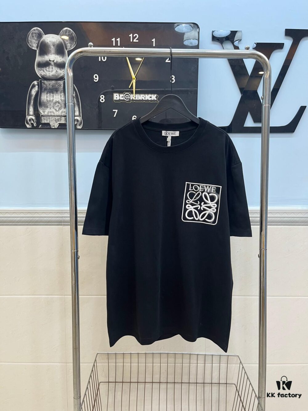 LOEWE Round-Neck Short-Sleeve Embroidered Jacket with Fake Pocket