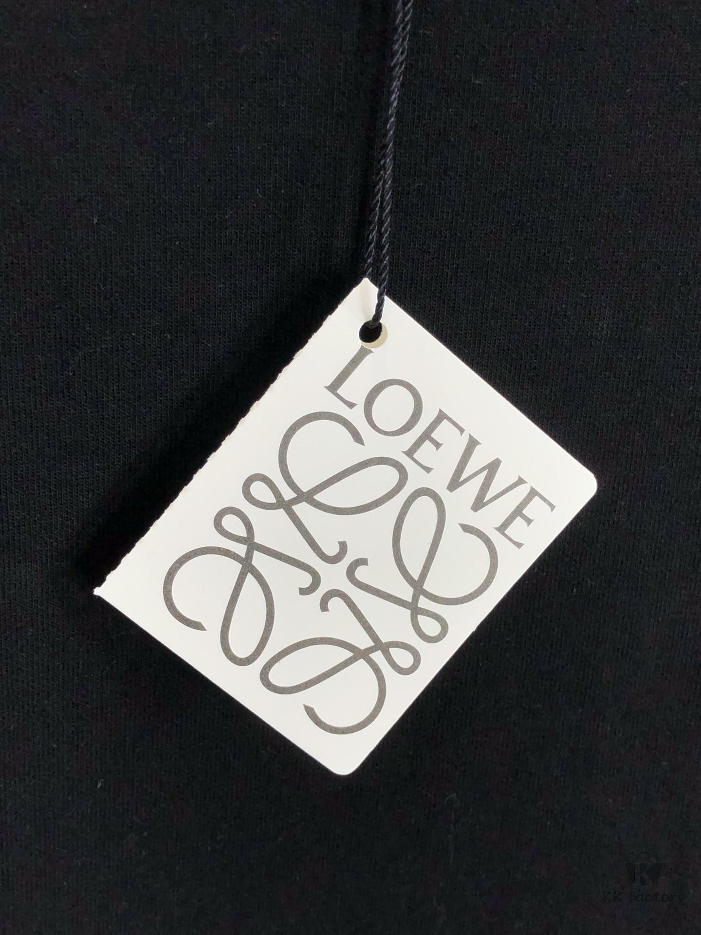 LOEWE 2025 Spring/Summer New Arrival Round Neck Short Sleeve T-Shirt with Laser-Burned Floral Print Effect, Made from 320g Double-Yarn Combed Cotton Fabric, Slightly Loose Fit, Soft and Substantial Fabric Texture, Unisex Design