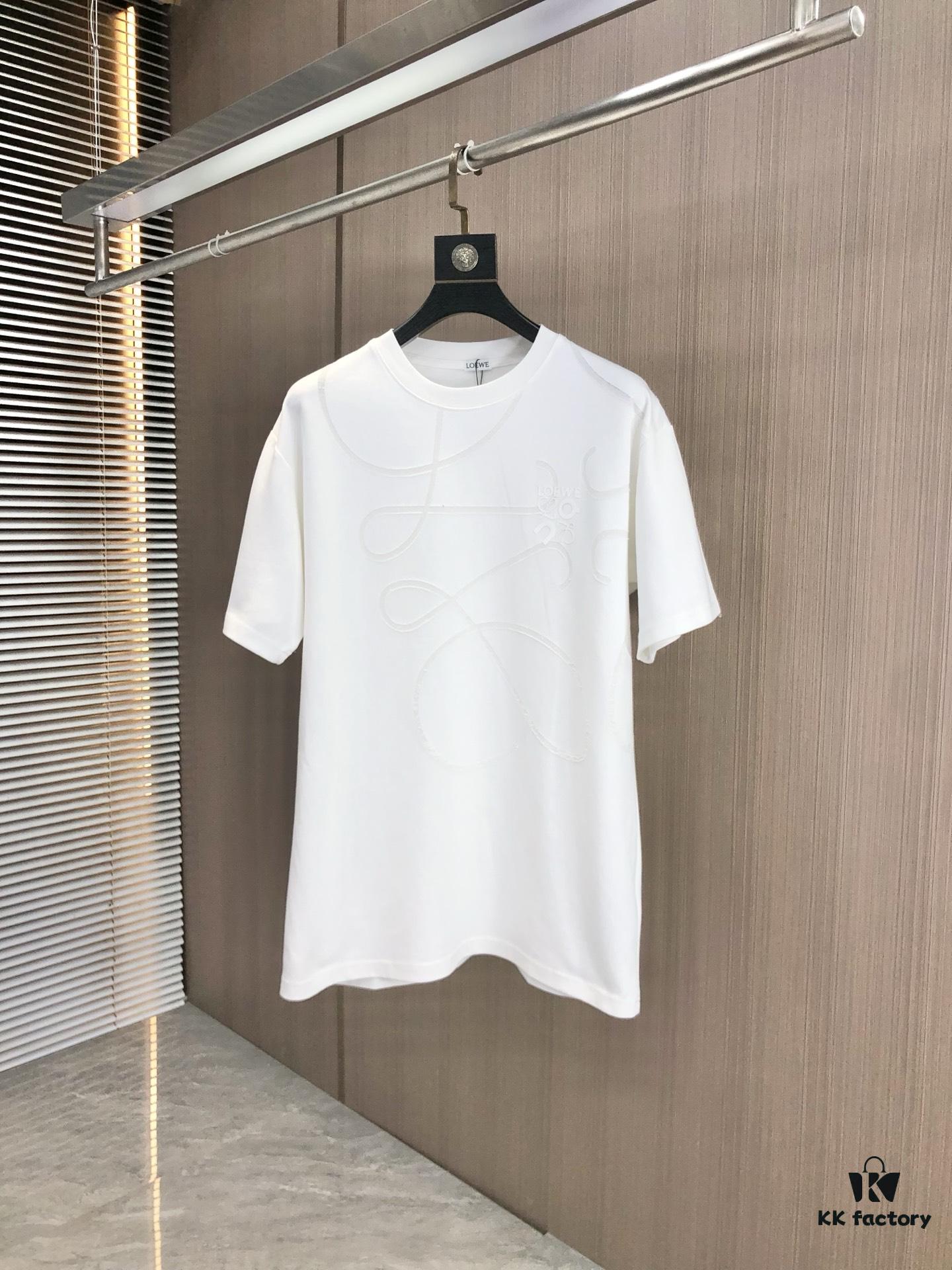 LOEW Loewe 2025 Spring/Summer New Arrival Round Neck Short Sleeve T-Shirt with Laser Etching and Engraved Pattern, Made from 320g Double-Yarn Combed Cotton Fabric, Slightly Relaxed Fit, Soft and Substantial Fabric Texture, Unisex Design