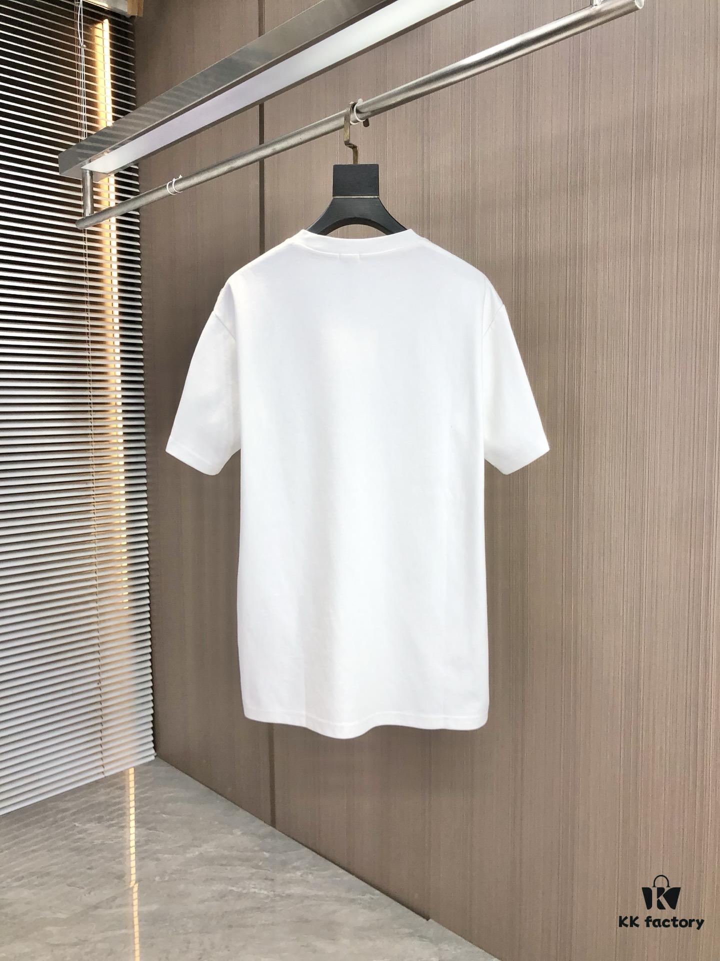 LOEW Loewe 2025 Spring/Summer New Arrival Round Neck Short Sleeve T-Shirt with Laser Etching and Engraved Pattern, Made from 320g Double-Yarn Combed Cotton Fabric, Slightly Relaxed Fit, Soft and Substantial Fabric Texture, Unisex Design