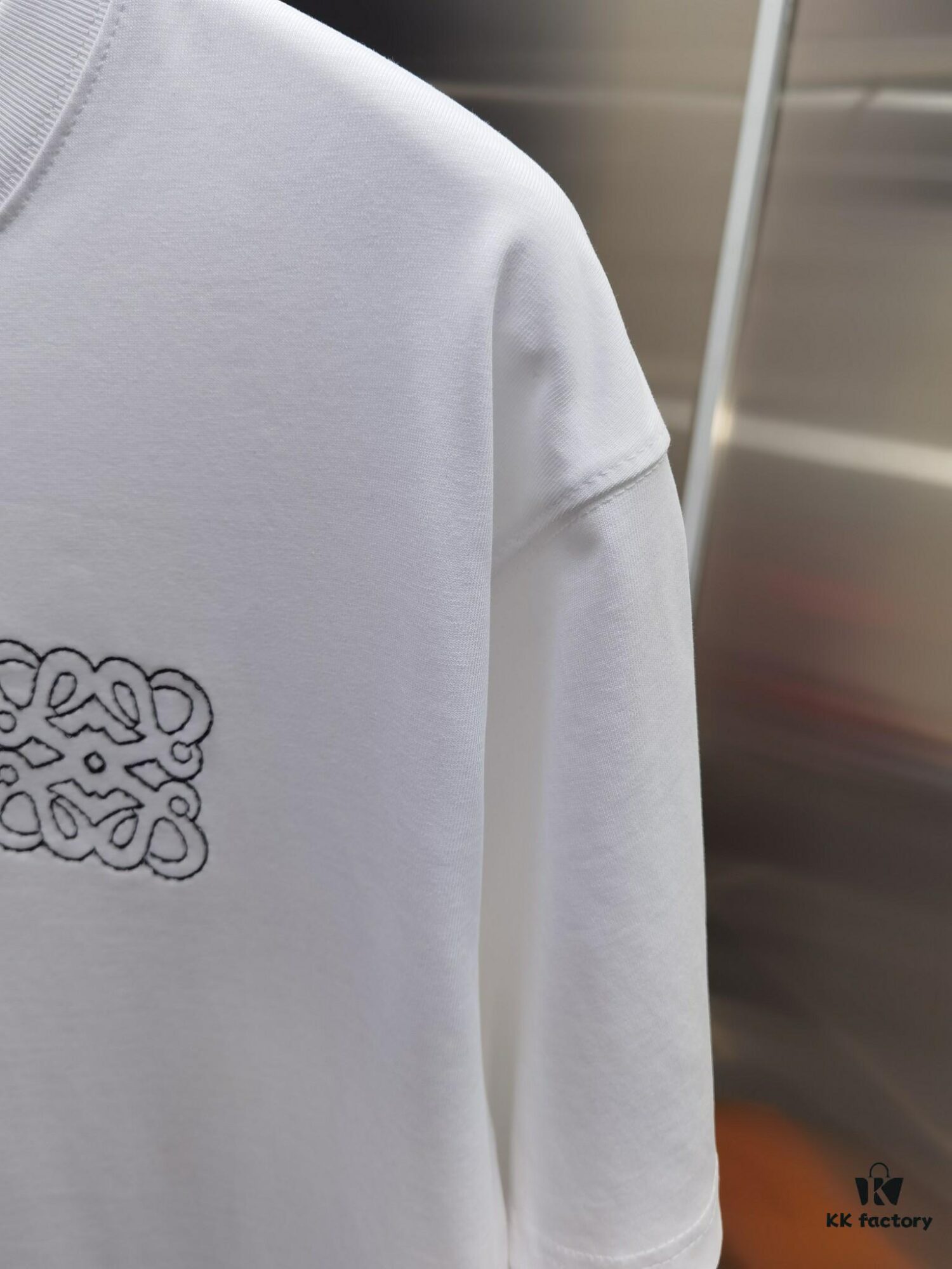 Loewe Embroidered Short Sleeve T-Shirt (Top-tier Embroidery Version, Different from Standard Stock) Unisex 100% Cotton Heavyweight 300g Double-layer Fabric with 320g Sorona Ribbing