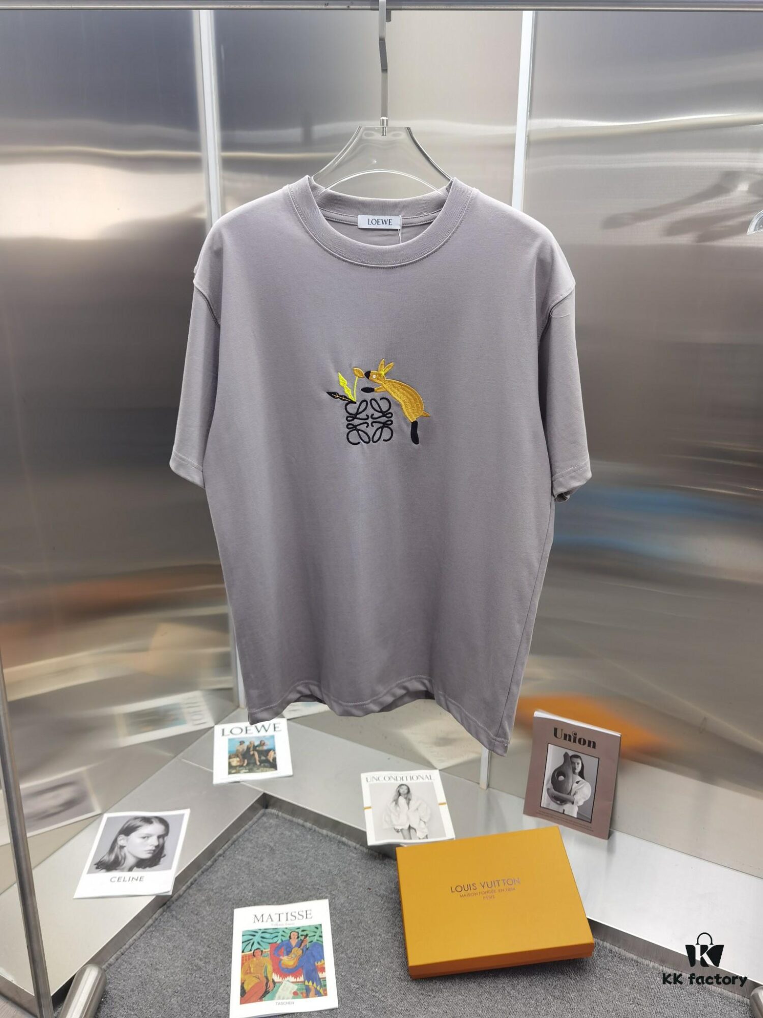 Loewe Embroidered Short Sleeve T-Shirt (Premium Version, Different from Standard Stock)