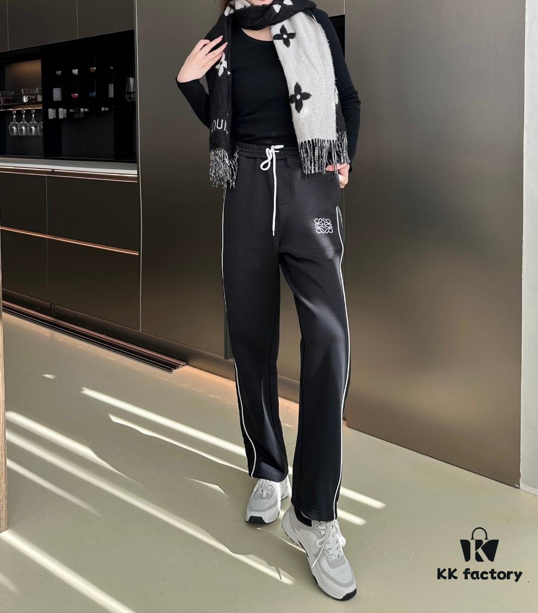 LOEWE New Arrivals Letter Embroidery Woven Straight Sweatpants Unisex Casual Long Pants