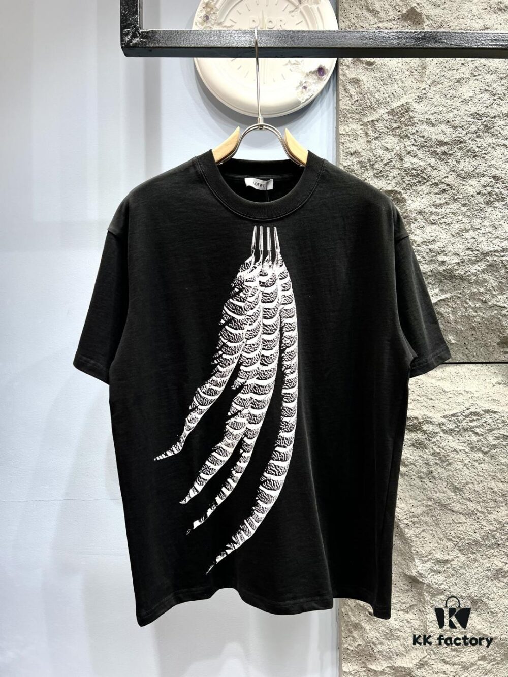 Loewe Printed Feather Short-Sleeve T-Shirt
