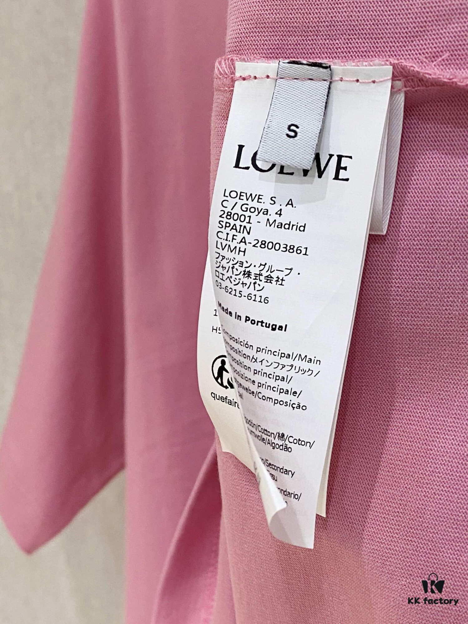 Loewe 2025 Newest Short-Sleeve T-Shirt, Stylish and Minimalist Design with Embroidered Logo on Chest, Premium Cotton Fabric, Comfortable and Trendy Cut