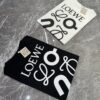 LOEWE 25SS New Arrival Designer T-Shirt! Recommended Collaborative Edition! 260g Pure Cotton Fabric, Extremely Comfortable to Wear, 3D Embroidery on Chest Area, Brand Letters Clearly Highlighting the Theme, Offering Exceptional Texture, Visual Appeal, and Tactile Experience!