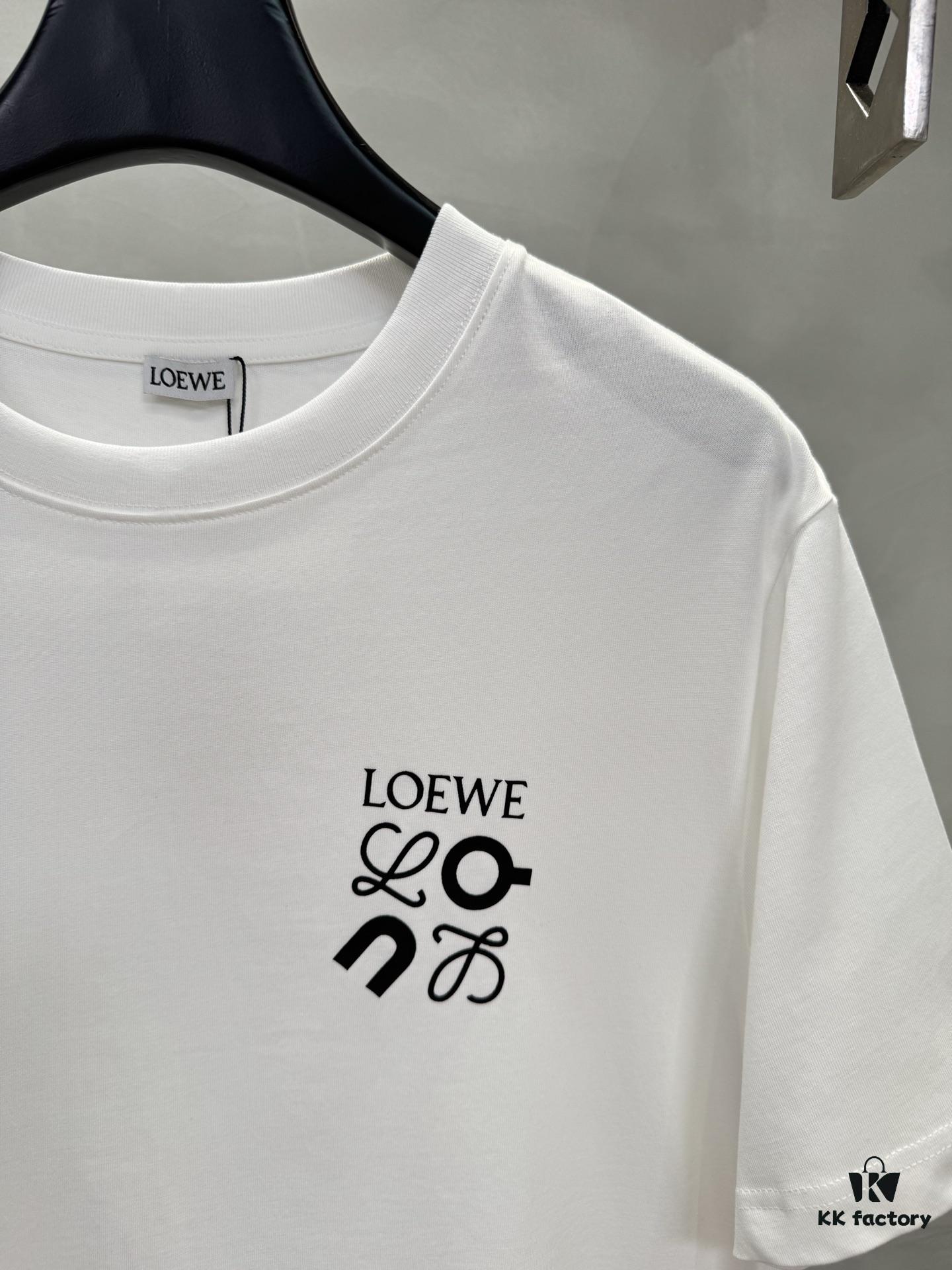 LOEWE 25SS New Arrival Designer T-Shirt! Recommended Collaborative Edition! 260g Pure Cotton Fabric, Extremely Comfortable to Wear, 3D Embroidery on Chest Area, Brand Letters Clearly Highlighting the Theme, Offering Exceptional Texture, Visual Appeal, and Tactile Experience!