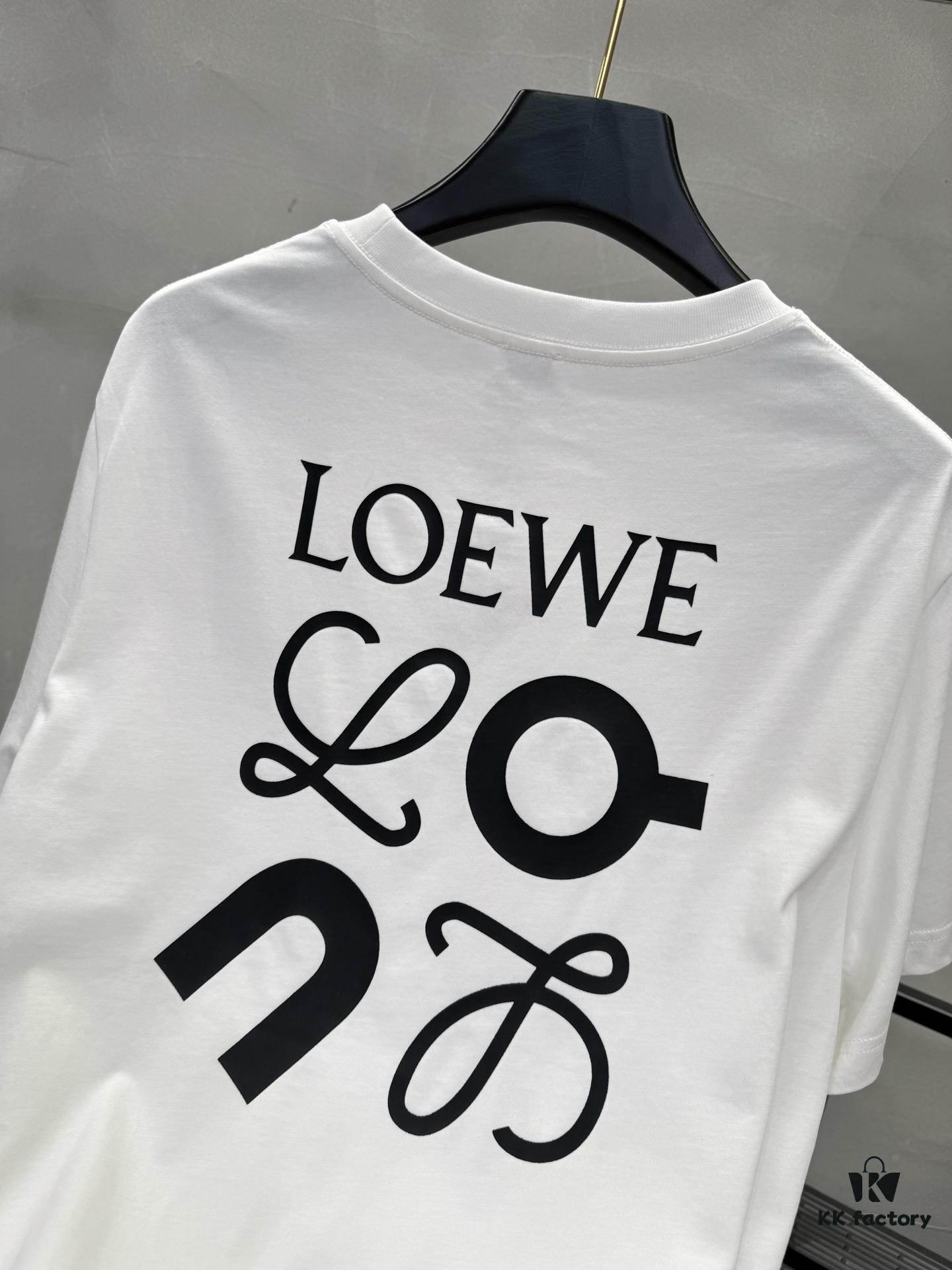 LOEWE 25SS New Arrival Designer T-Shirt! Recommended Collaborative Edition! 260g Pure Cotton Fabric, Extremely Comfortable to Wear, 3D Embroidery on Chest Area, Brand Letters Clearly Highlighting the Theme, Offering Exceptional Texture, Visual Appeal, and Tactile Experience!