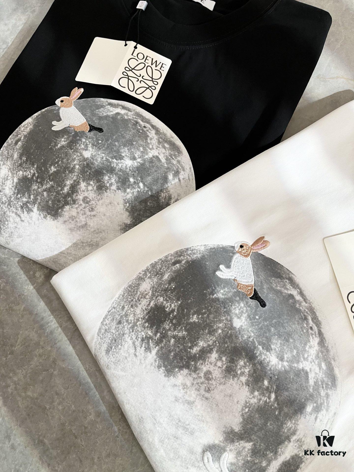 LOEWE 2025 Spring/Summer New Unisex Short-Sleeve T-Shirt, Italian Original Order Channel, Embroidered Logo Design, Premium Cotton Tee