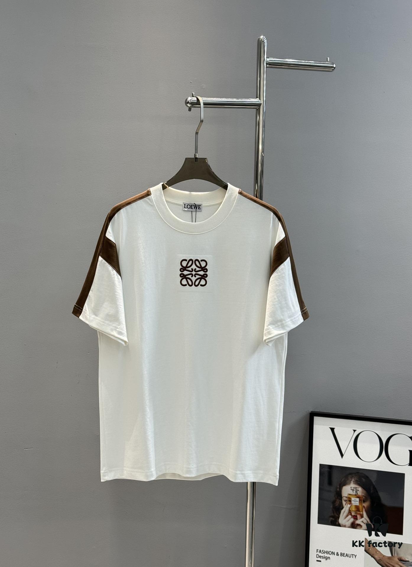 Loewe 25s New Arrival T-Shirt, Unisex, Panel Design, Color-Block Style, 280g Premium Cotton Fabric, Soft and Comfortable, 3D Embroidered Logo on Chest, Fashionable and Unique, Original Customized Version with Complete Triple Labels, Perfect for Men and Women