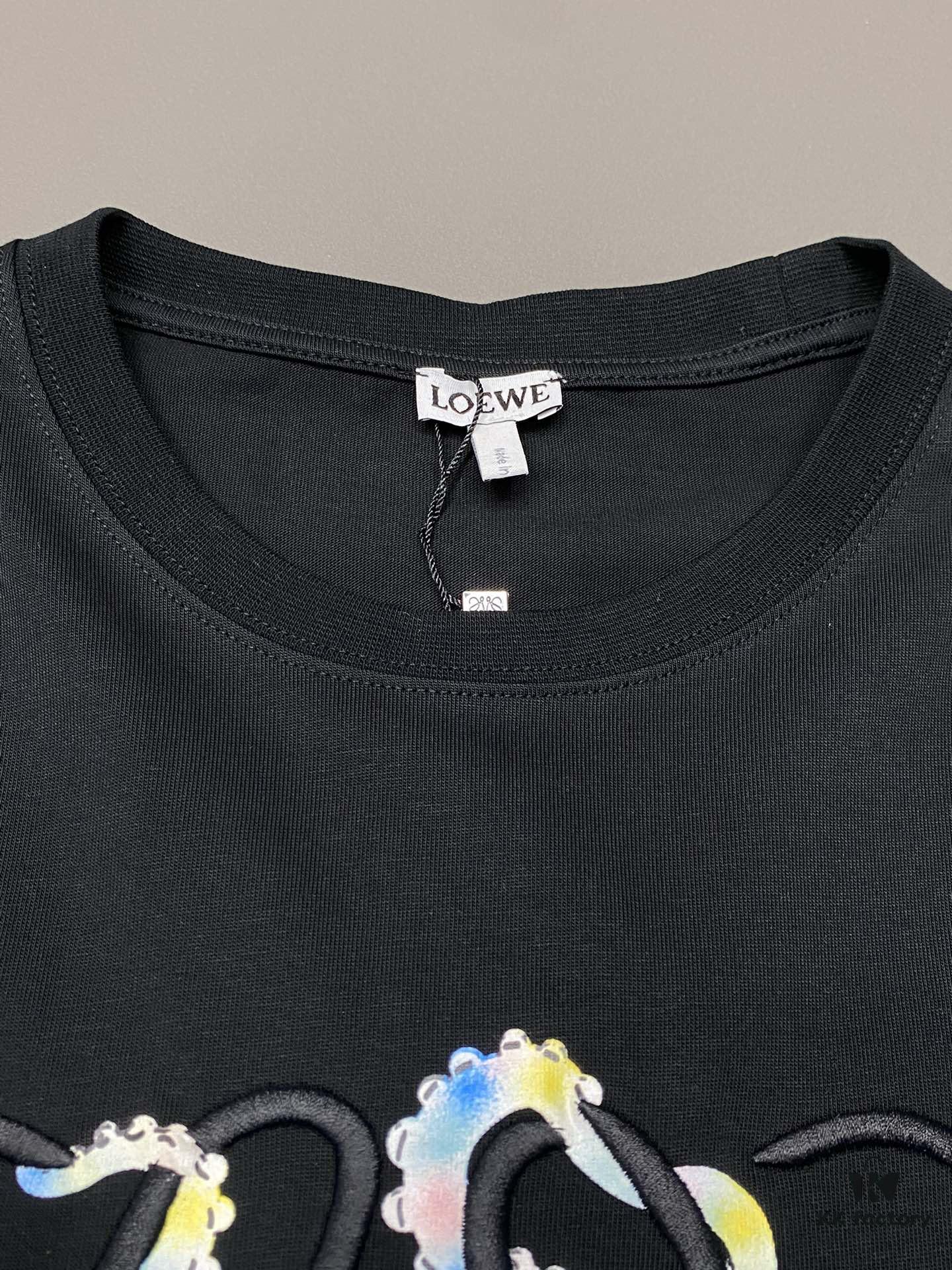 Loewe Men's Casual Short-Sleeve T-Shirt, Exclusive New Arrival, Original Order, High-End Custom Version, Fashionable and Versatile Bestseller, Imported Fabric, Ultra-Soft and Smooth Touch, Skin-Friendly and Comfortable Wear