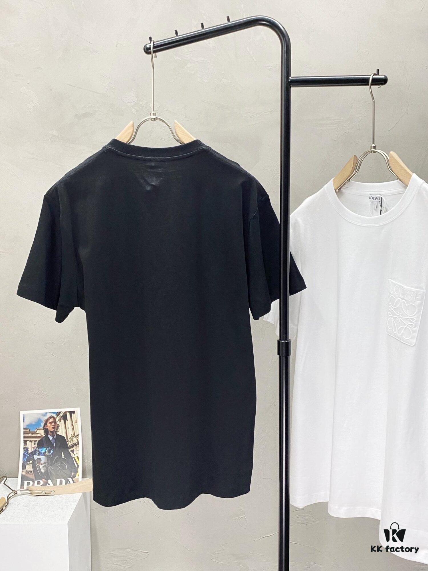 Loewe Spring-Summer Short Sleeve Shirt 💥 Exclusive Latest Fashion, Classic Design with Stunning Aesthetic and Unmatched Quality