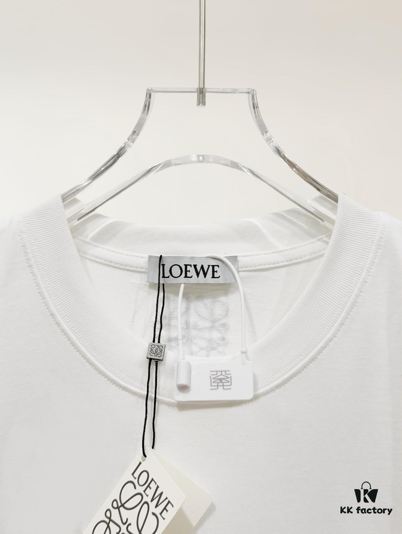 High-Quality Loewe 25SS Spring/Summer Collection Loewe x Suna Fujita Collaboration Embroidered Round-Neck Short-Sleeve T-Shirt with Contrast Logo and Cartoon Rabbit Design