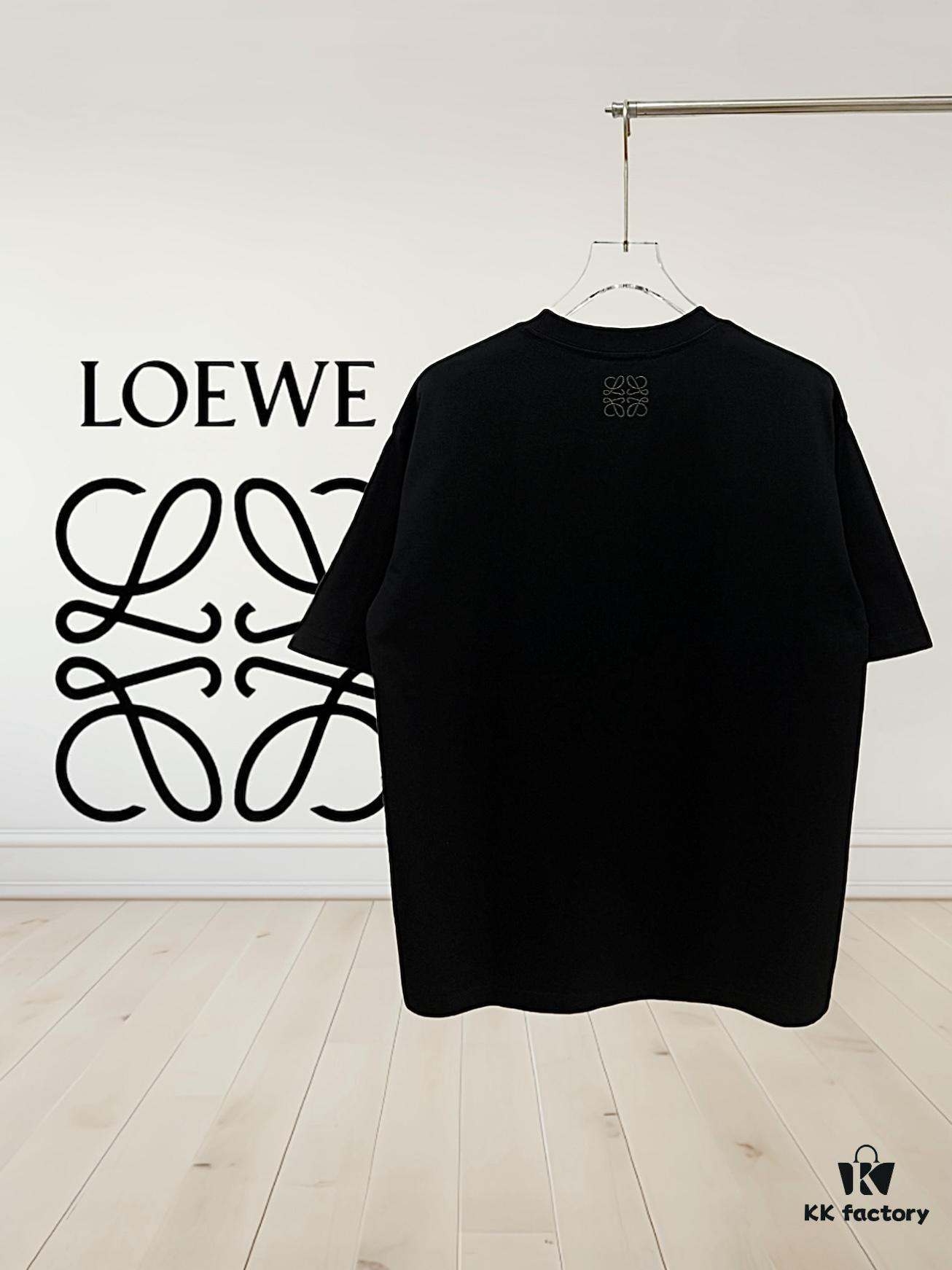 High-Quality Loewe 25SS Spring/Summer Collection Loewe x Suna Fujita Collaborative Series Embroidered Round-Neck Short-Sleeve T-Shirt, Color-Contrast Logo Embroidery on Chest with Cartoon Rabbit Theme, Cute and Fashionable Design, Imported Pallini Embroidery Machine Craftsmanship, Precise Stitching, Rich Colors and Textured Appearance, Well-Tailored Fit with Slight Neck Hugging, Made from 32s 280g Combed Full Cotton Fabric Offering Soft Luster, Skin-Friendly, Breathable and Structured Drape, Unisex Wear for Both Men and Women