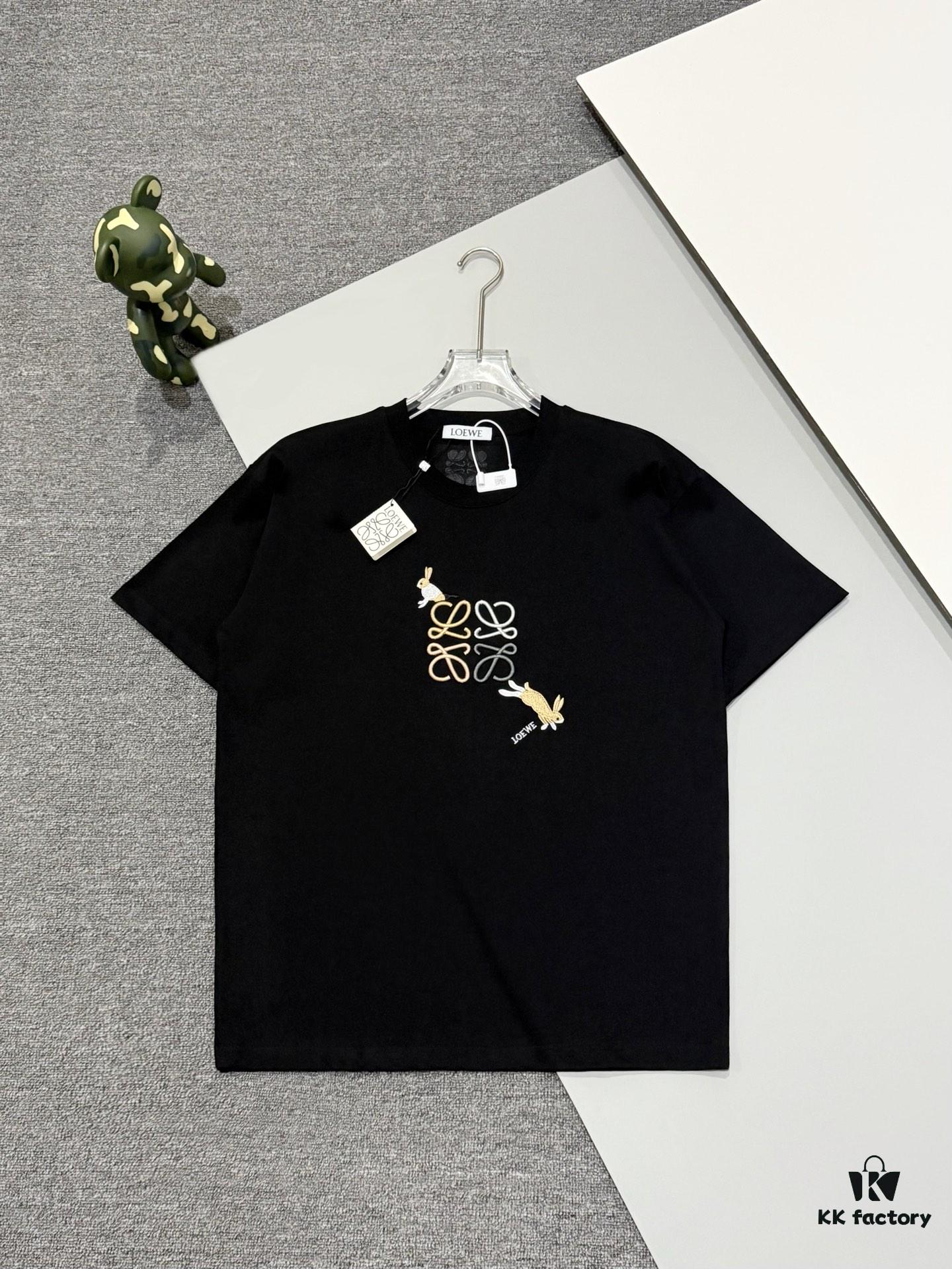 High-Quality Loewe 25SS Spring/Summer Collection Loewe x Suna Fujita Collaboration Heavy Embroidered Round-Neck Short-Sleeve T-Shirt with Contrast Logo and Cartoon Rabbit Design