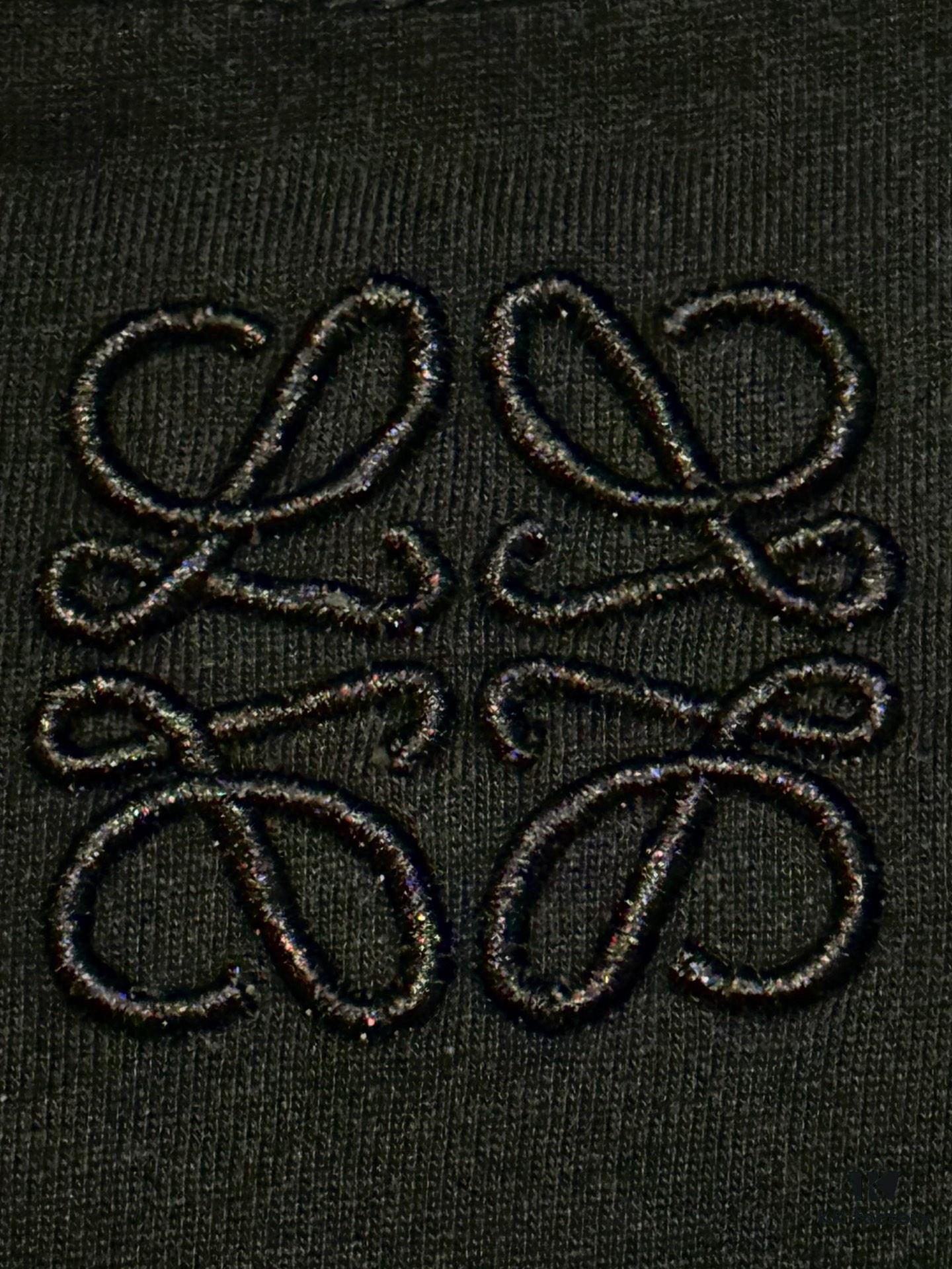 High-Quality Loewe 25SS Spring/Summer Collection Loewe x Suna Fujita Collaboration Heavy Embroidered Round-Neck Short-Sleeve T-Shirt with Contrast Logo and Cartoon Rabbit Design