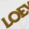 High-Quality Loewe 25SS Spring/Summer New Embroidered Logo Crew Neck Short Sleeve T-Shirt, Original Fabric, Celebrity-Inspired Design with Premium Spray-Painted 3D Embroidery, Front and Back Prints, 32-Single 280g Combed Pure Cotton Material, Extremely Comfortable Feel, Stylish Unisex Tee, Three Labels Complete, Not Ordinary Market Version
