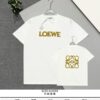High-Quality Loewe 25SS Spring/Summer New Embroidered Logo Crew Neck Short Sleeve T-Shirt, Original Fabric, Celebrity-Inspired Design with Premium Spray-Painted 3D Embroidery, Front and Back Prints, 32-Single 280g Combed Pure Cotton Material, Extremely Comfortable Feel, Stylish Unisex Tee, Three Labels Complete, Not Ordinary Market Version