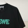 High-Quality Loewe 25SS Spring/Summer New Embroidered Logo Round Neck Short Sleeve T-Shirt, Original Fabric, Influencer and Celebrity Style, Front and Back with Spray-Painted 3D Embroidery, High-End Craftsmanship, Made of 32-Single 280g Combed Pure Cotton Fabric, Extremely Comfortable to Touch, Super Versatile and Stylish, Unisex Design, Complete with Three Labels, Not Ordinary Market Version, Quality Guaranteed