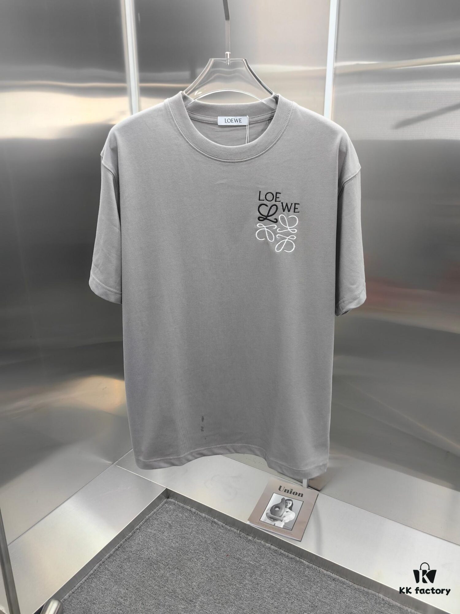 Loewe Embroidered Short Sleeve T-Shirt (Top-tier Version, Distinct from Standard Stock) Unisex 100% Cotton Heavyweight Double Yarn Tee