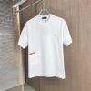 PRADA 2025 Spring/Summer New Arrival Round Neck Short Sleeve T-Shirt with Triangular Logo Patch on Chest and Side Stitch Pocket, Made of High Grammage 320g Double-Yarn Combed Cotton Fabric, Slightly Loose Fit, Soft and Substantial Fabric Texture, Unisex Design