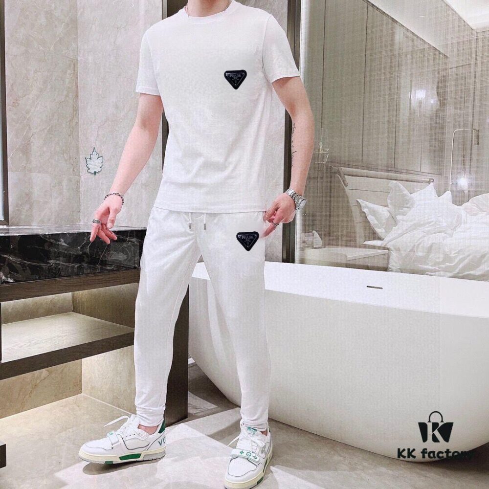 PRADA Men's High-Quality Double-Mercerized Cotton Summer Suit Set, Imported Premium Fabric, Stylish and Versatile Design