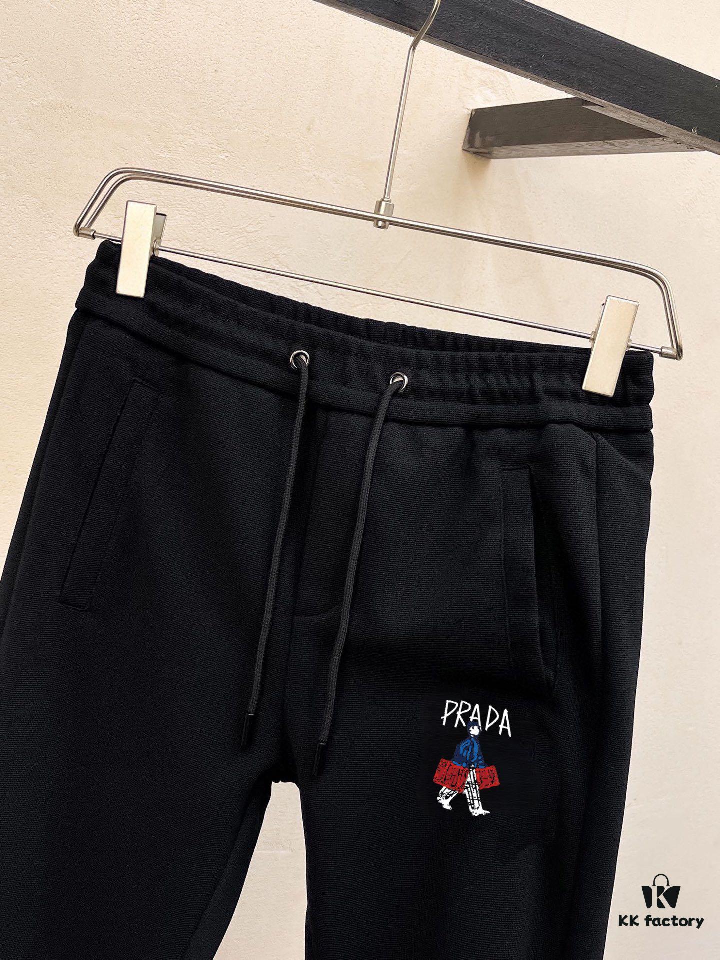 PRADA (Blessing for the Plus-Size) New Arrival 2025 Hooded Cardigan Set – Premium Authentic Design, Made with 100% Natural High-Quality Roman Cotton, Exquisite Hardware, Elegant and Comfortable Fit