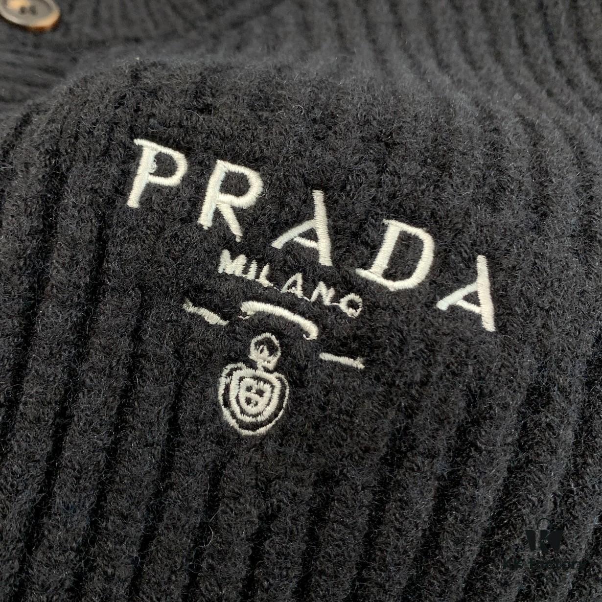 New PRADA Coarse Knit Wool Cardigan Unisex