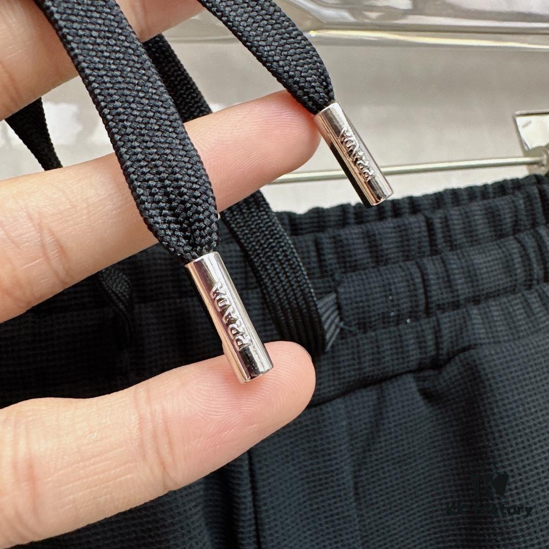 PRADA Waffle-Knit Zipper Shorts