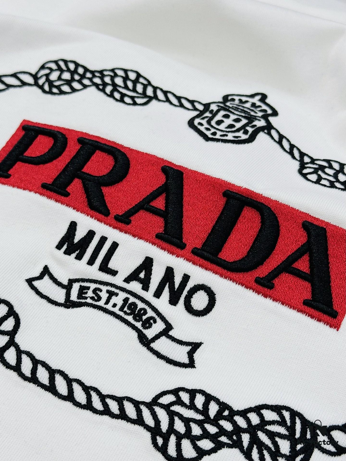 Prada New 2025 Unisex T-Shirt – Basic Style with Premium Embroidered Logo, Heavyweight 280g Soft Cotton, Relaxed Fit