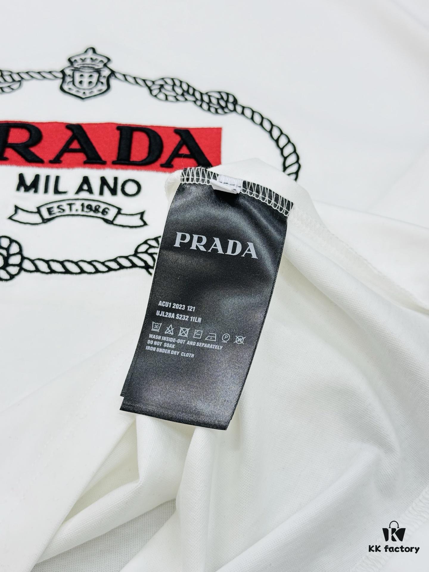 Prada New 2025 Unisex T-Shirt – Basic Style with Premium Embroidered Logo, Heavyweight 280g Soft Cotton, Relaxed Fit