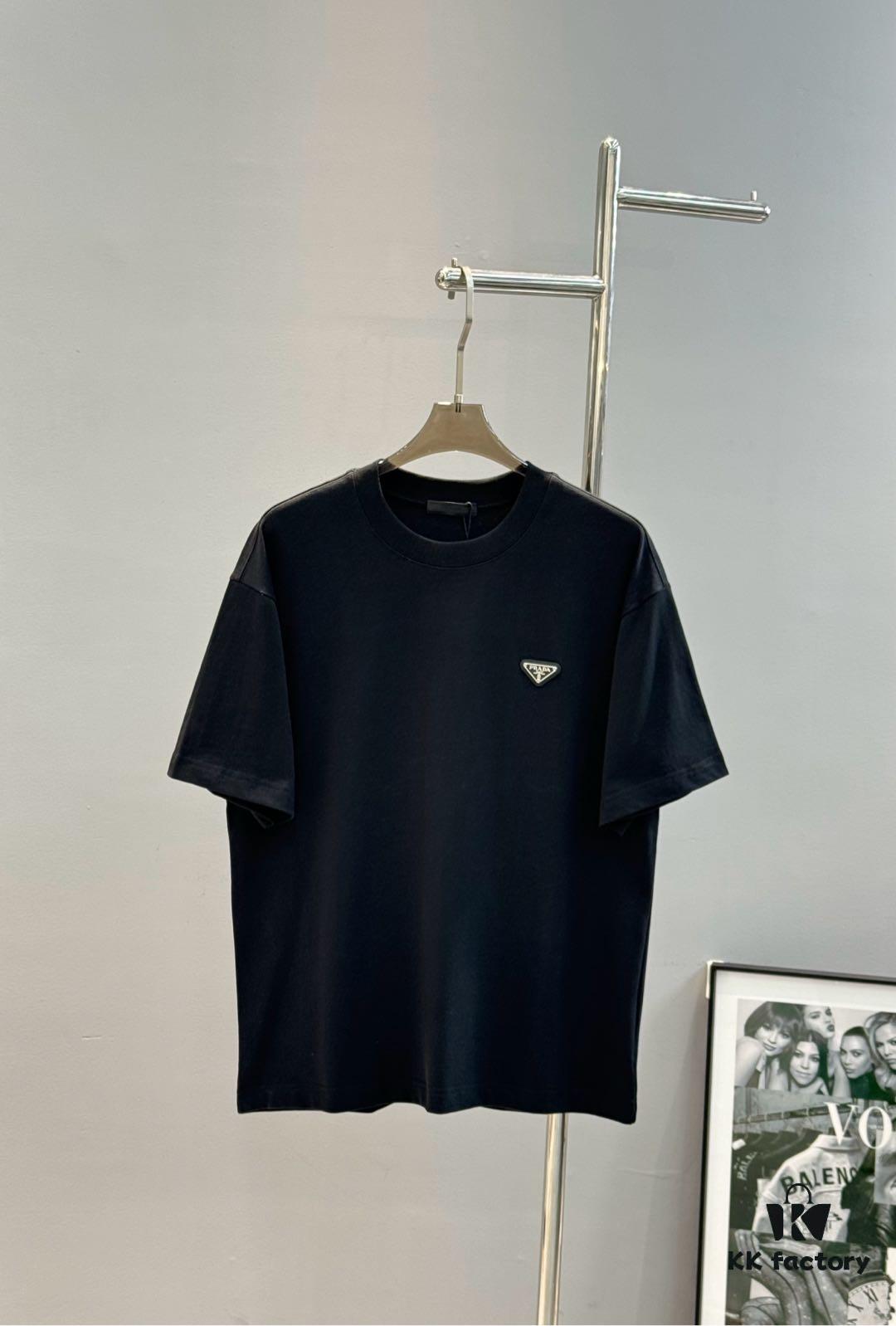 PRAD* Prada 25s New Arrival Unisex T-Shirt with Embroidered Back Logo, Contrast Pink Design, Triangle Metal Badge on Chest, 280g Pure Cotton Fabric, Classic Brand Lettering, High-Fashion Streetwear